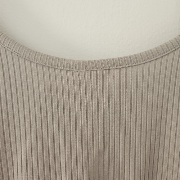 H&M Ribbed V-Neck Bodysuit - Taupe - Picture 6 of 6